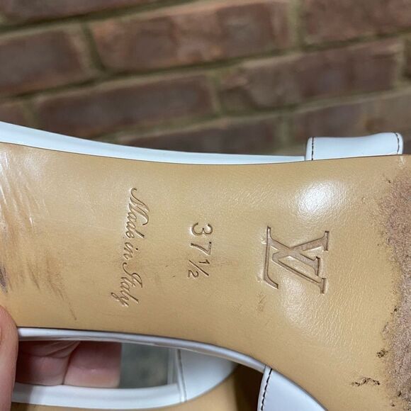 Louis Vuitton White Patent Leather Perforated Logo Detail Open Toe Slides - Picture 9 of 9